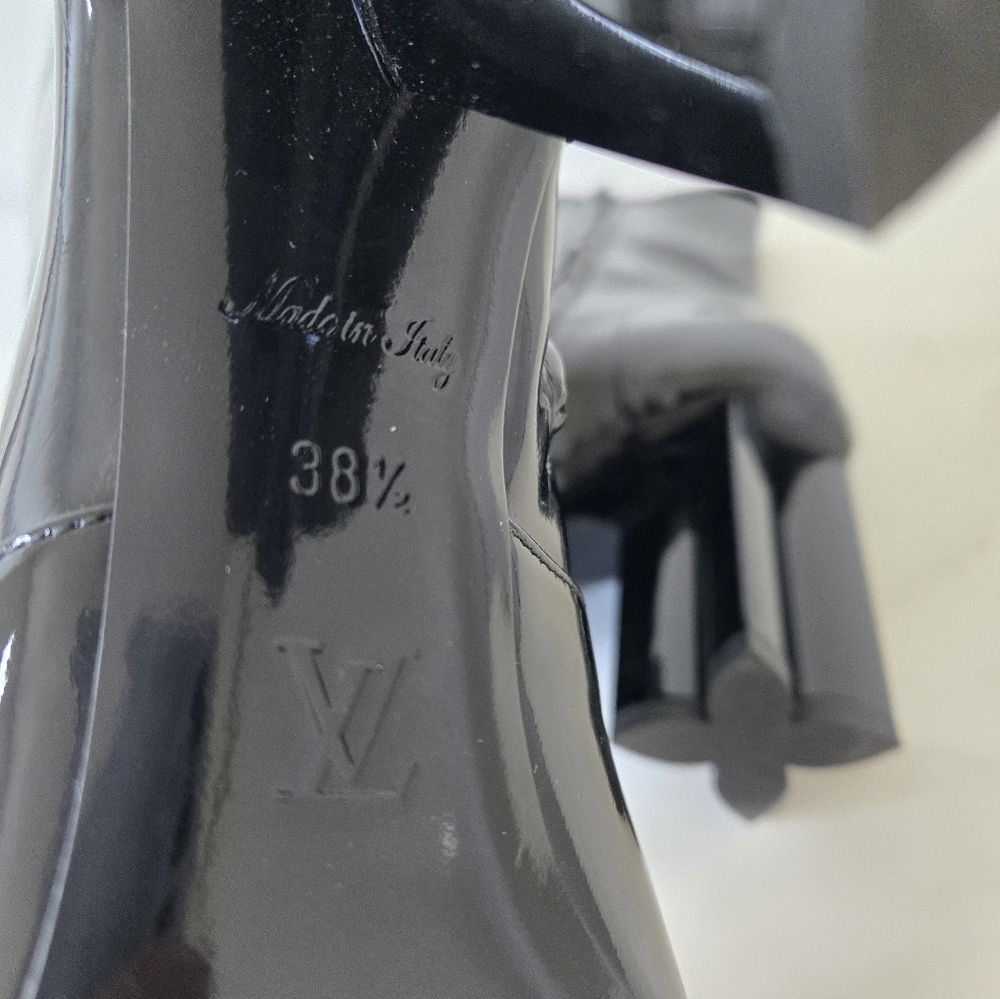 LOUIS VUITTON Silhouette Black Patent Ankle Sock Boots size‎ 38.5 or US 8.5 - Picture 9 of 16